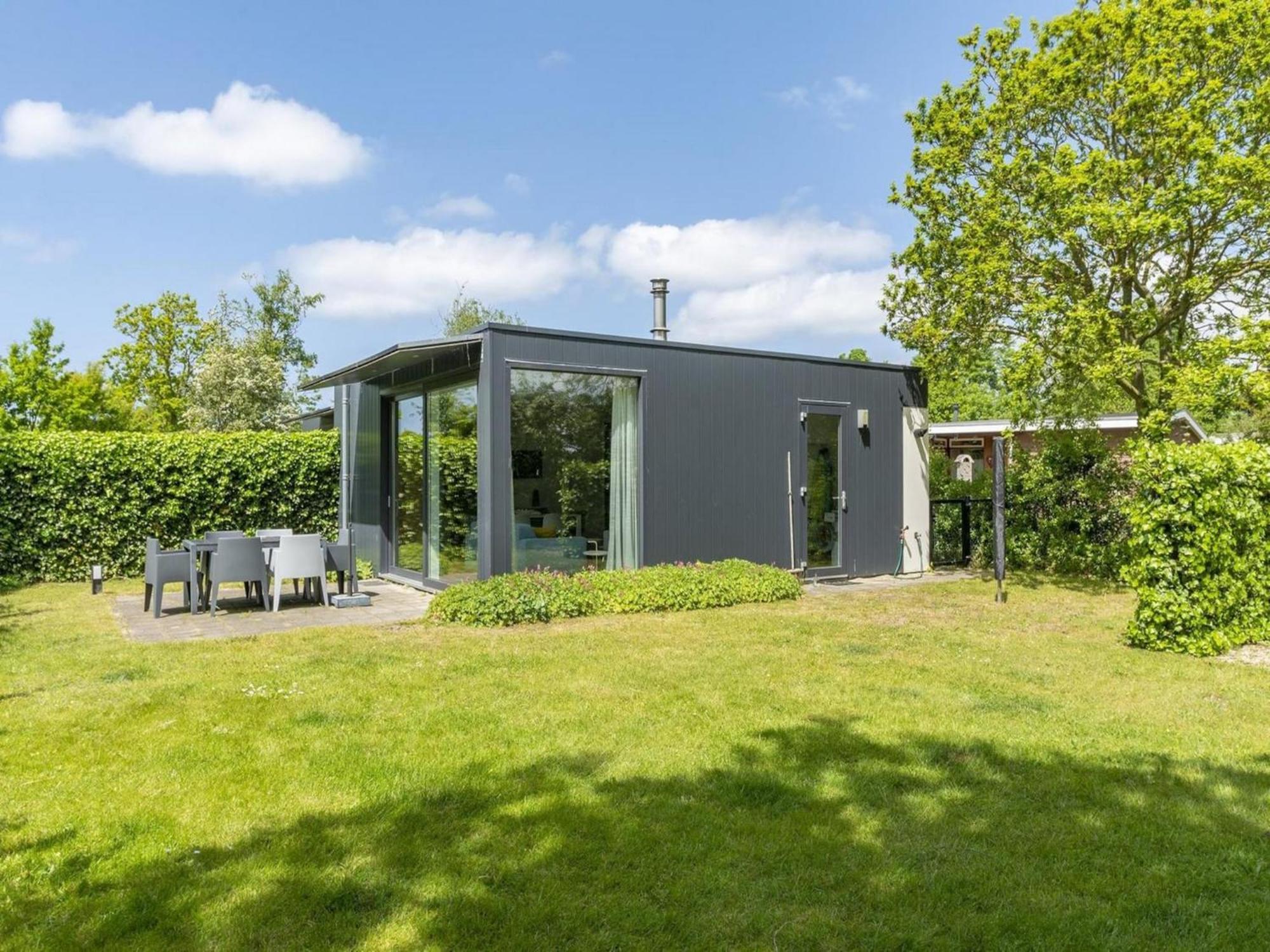 Beautiful Holiday Home With Spacious Garden Sint Maartensvlotbrug Exterior photo